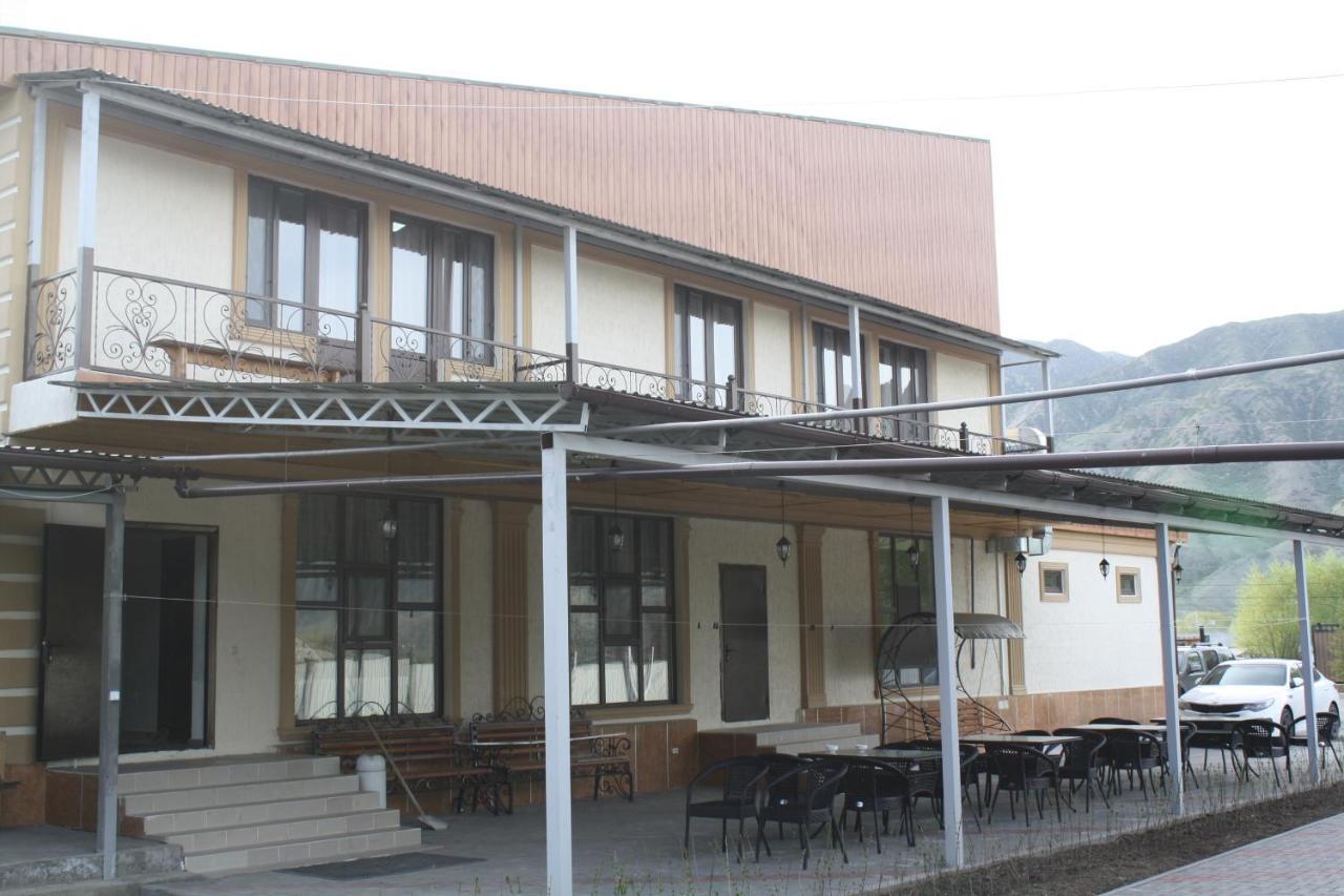 Saty Guest House Экстерьер фото